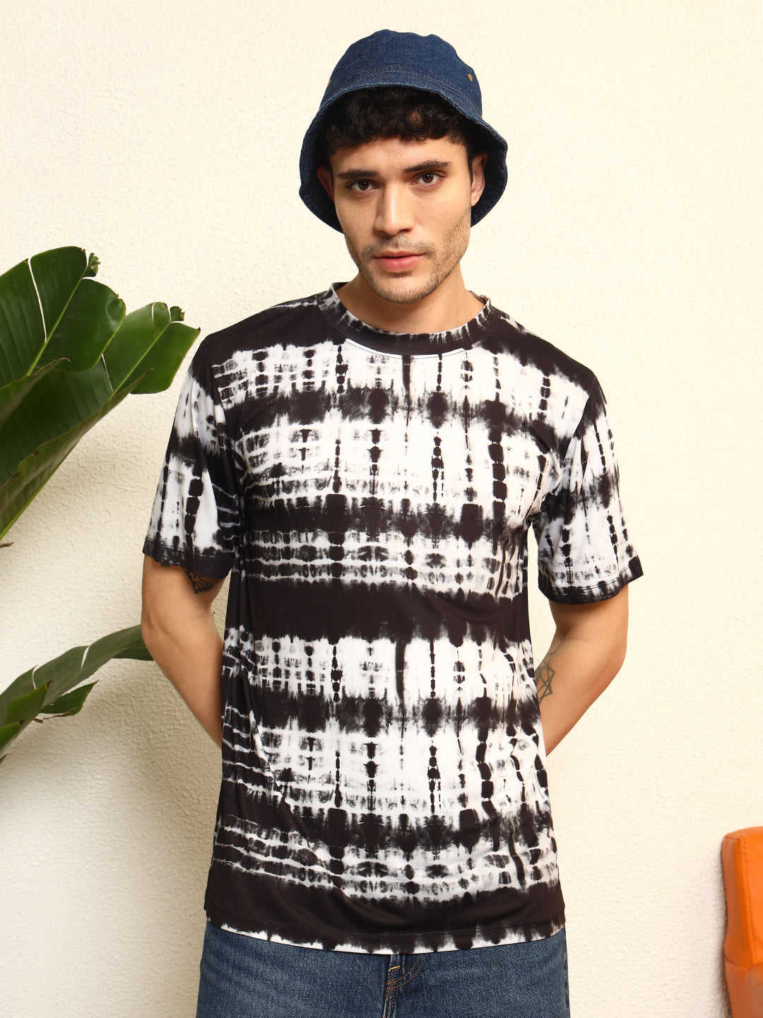 TANDUL Men's  black and white tie-dye T-shirt