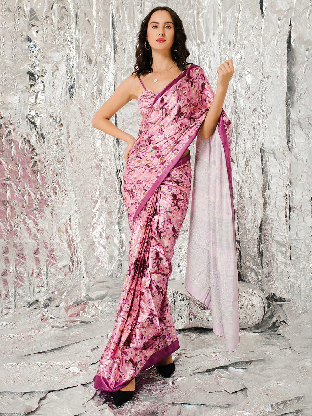 ELTIRE  Floral Print Bollywood Satin Saree  (Multicolor)
