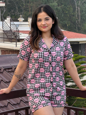 TANDUL Women Stylish Checkered Nightsuit