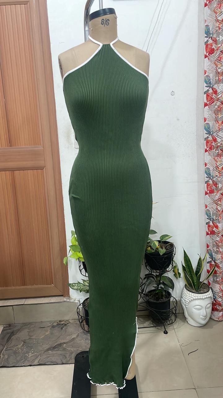 TANDUL Women Chic Green High Slit Knitted Dress