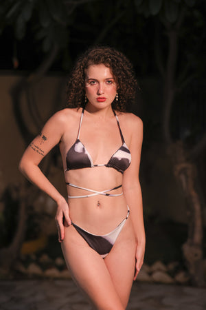 ELTIRE Black And White Bikini Set