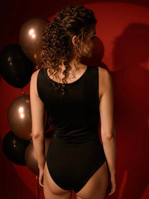 ELTIRE Women's Sleek Black Bodysuit Set