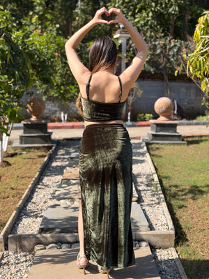 TANDUL Women Stunning Green Velvet Co-ord Set