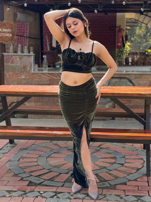 TANDUL Women Exquisite Green Velvet Co-ord Set