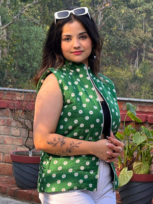 TANDUL Women Stunning Green Floral Printed Sleeveless Jacket