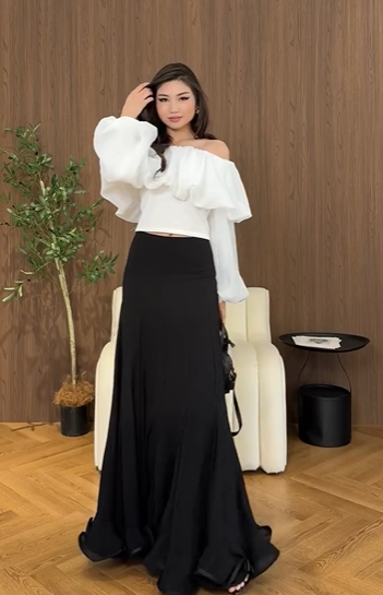 Georgette black  flared skirt
