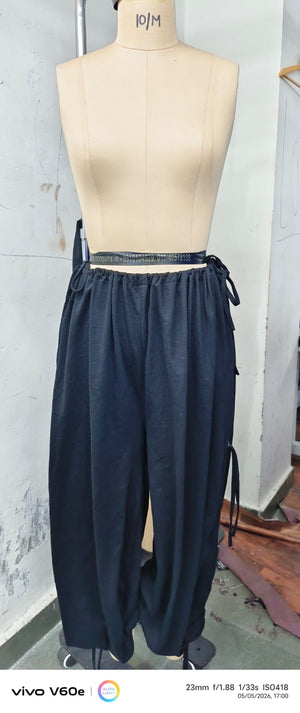 PARACHUTE TROUSER BLACK SUPER MALAI