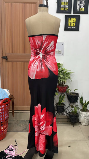 TANDUL Women Crimson Hibiscus Statement Tube Dress