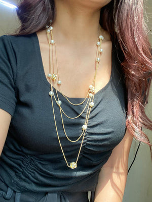 JEWEL pearl  4 Layered chain